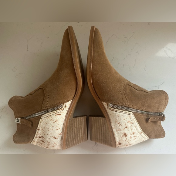 Dolce Vita Senica Dark Saddle Suede Bootie sz 6 - Picture 4 of 10